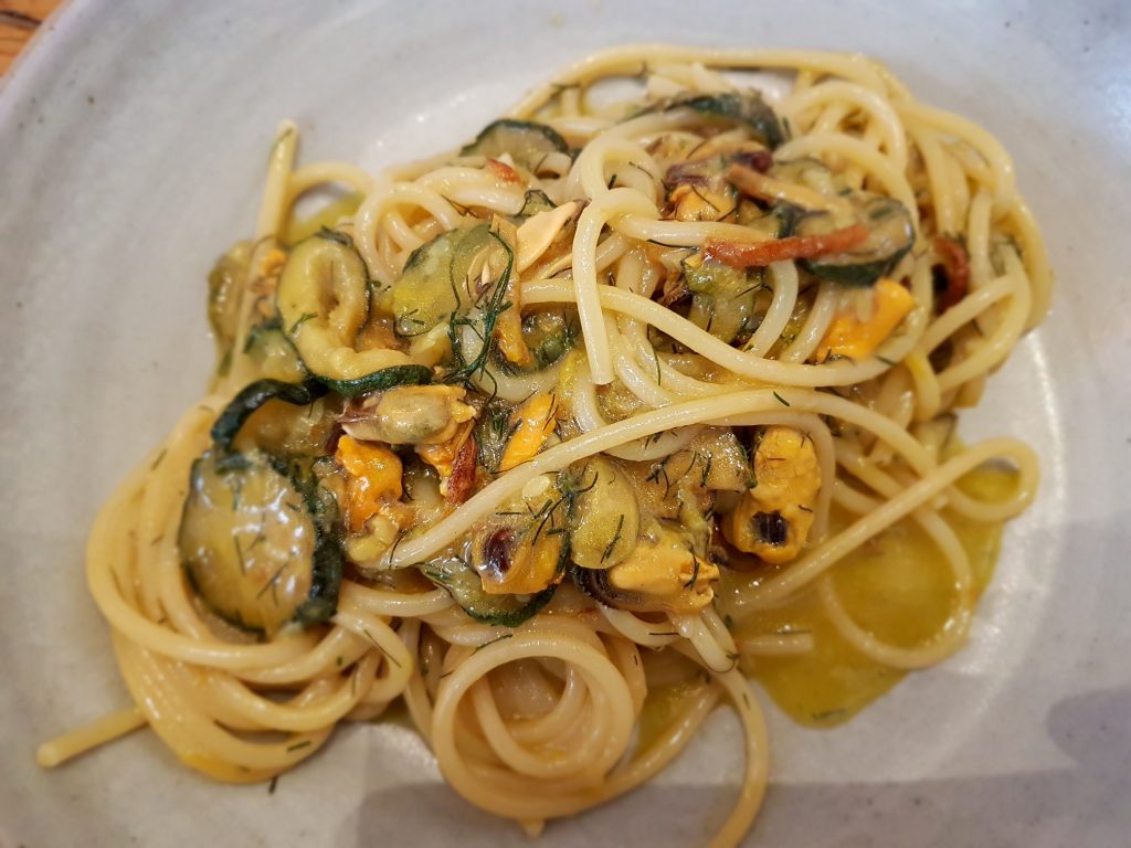 Spaghetti moules courgettes